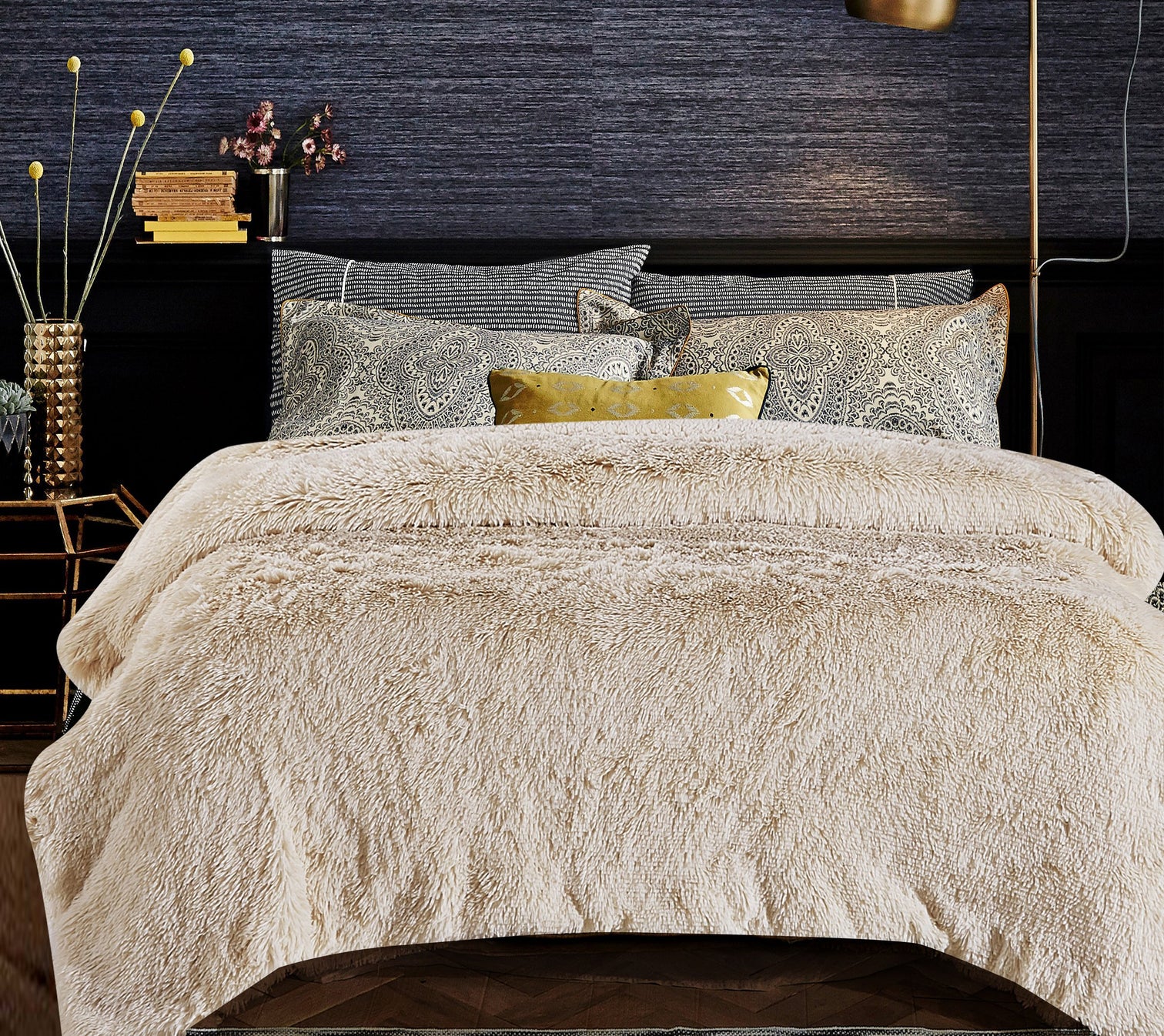Solid Long Fur Throw & Pillow Cover Set - Image 7